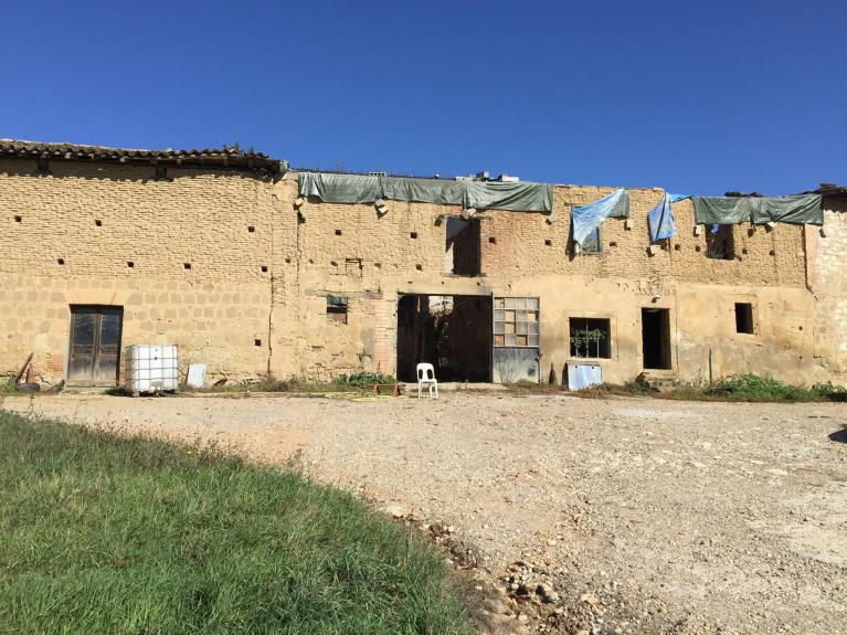Ferme incendié avant/après